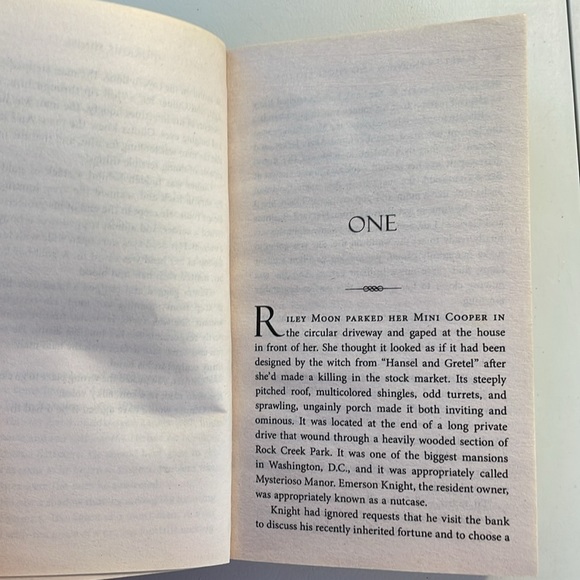 🌈2/$8  2-Book Bundle Janet Evanovich  Books - Picture 15 of 16